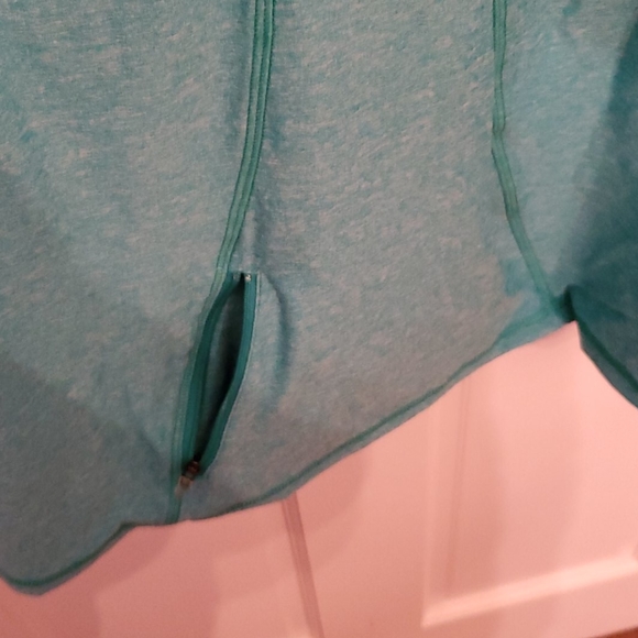 Champion Athletic Pullover - Picture 4 of 4